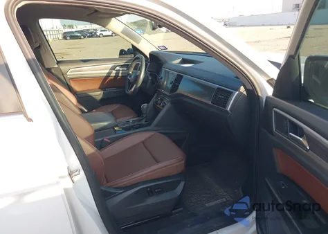 2021 Volkswagen Atlas 3.6L V6 Sel z USA, uszkodzony, nr VIN 1V2ER2CA3MC533796